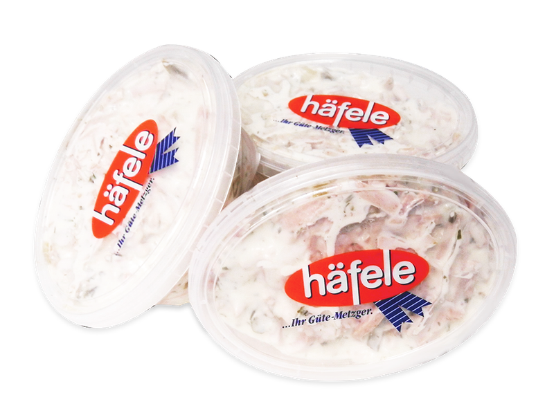 Fleischsalat mit Joghurt und Kräutern