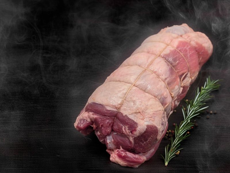 Lammschulter (ohne Bein) Lammschulter (ohne Bein)