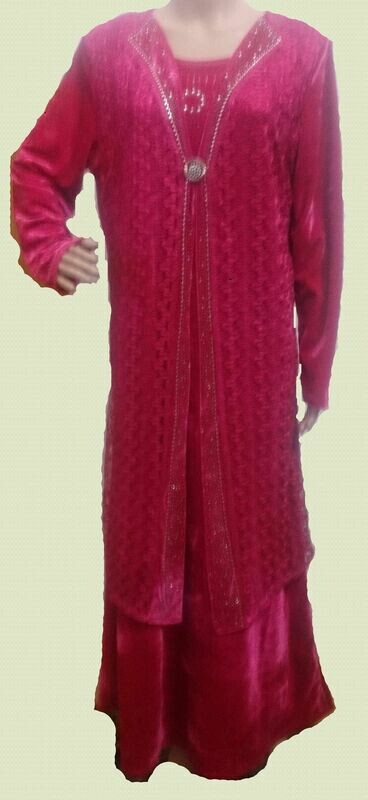Modell "Pearls". Fuchsia. DE-Größe 44-46