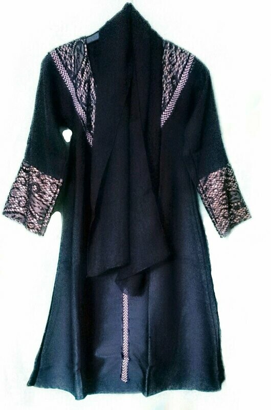 Mädchenkleid "Abayete". T28