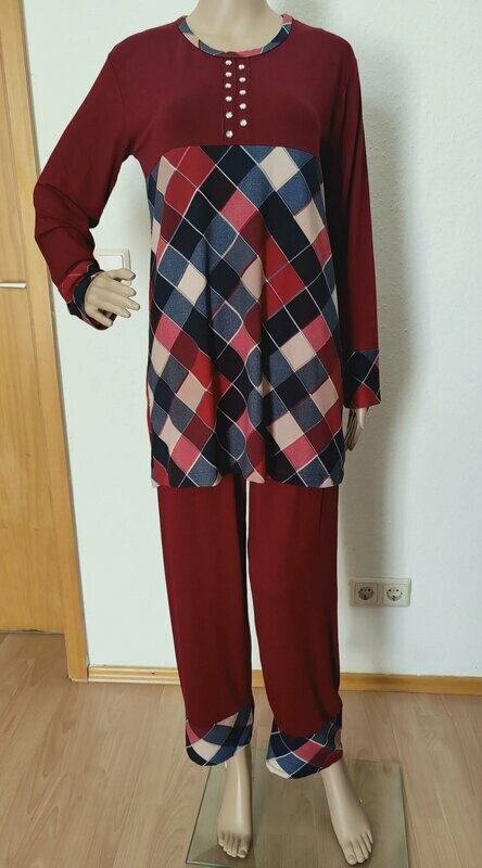 Hausanzug, Pyjama