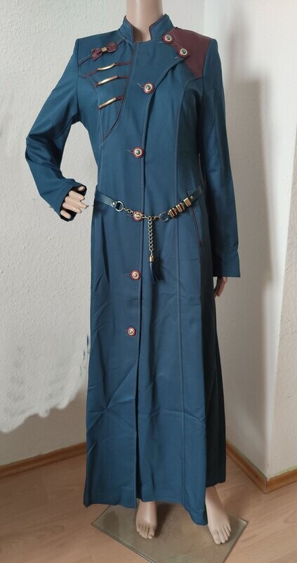 Eleganter Damenmantel für Größe 36 Eleganter Damenmantel für Größe 36