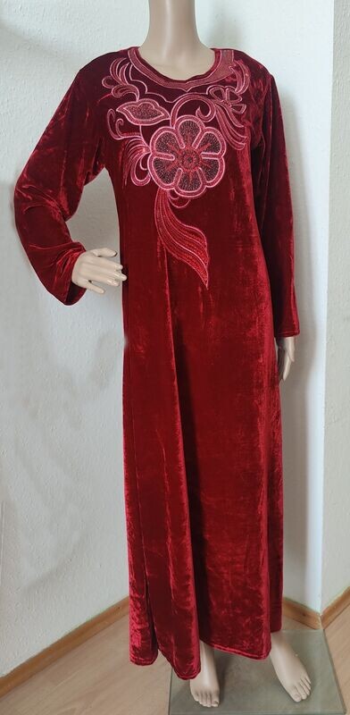 Zauberhaftes Samtkleid mit Pailletten für Größe 36/38