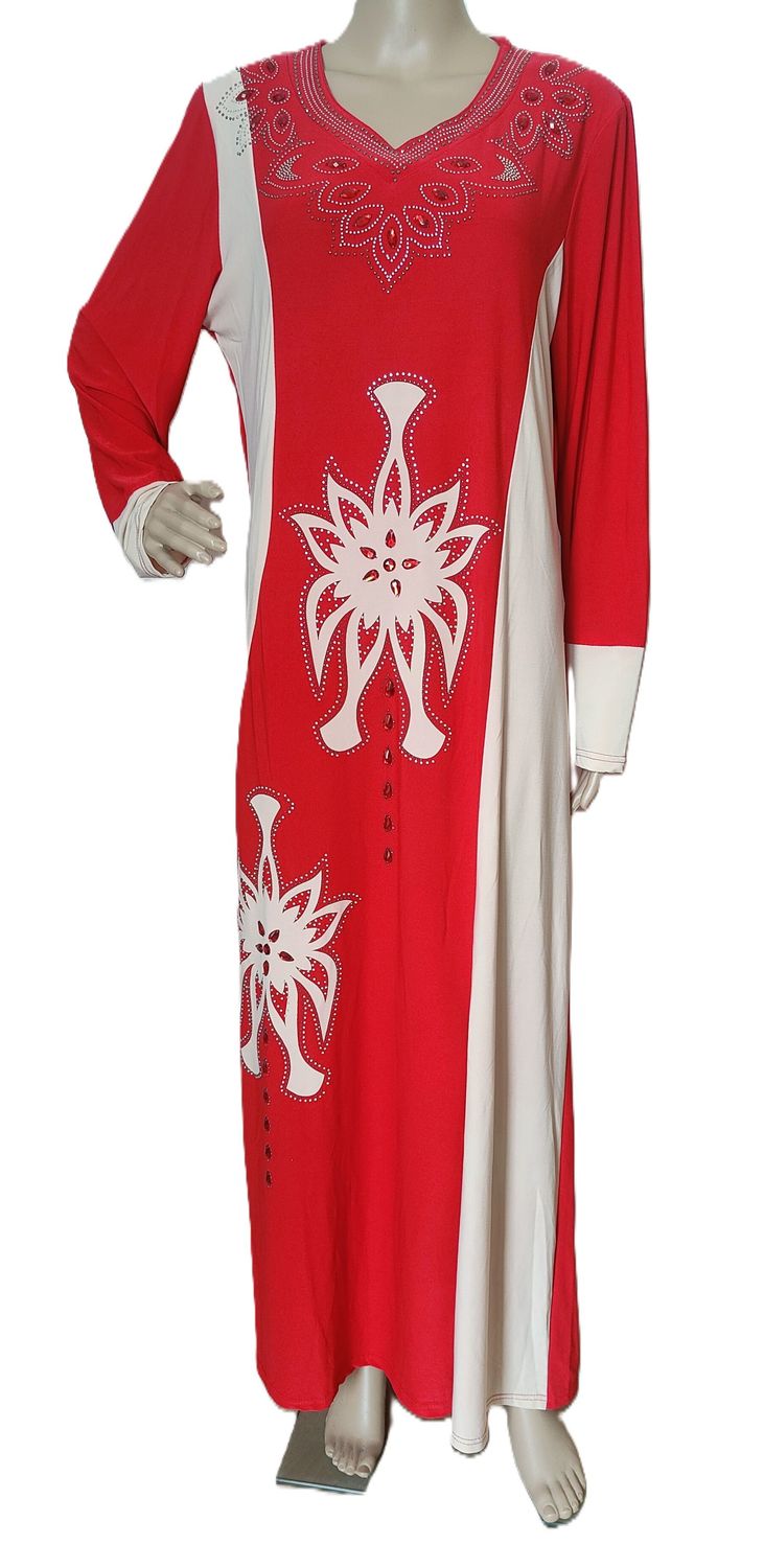 Zauberhaftes Kleid mit Schmucksteinen für Gr. 42/44