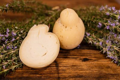 Caciocavallo con caglio di Capretto