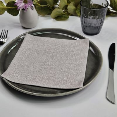 Servilleta tela desechable 40x40 cm. Caja 1.000 u. AMARANTO