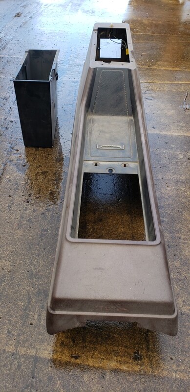 1972 Gran Torino center console