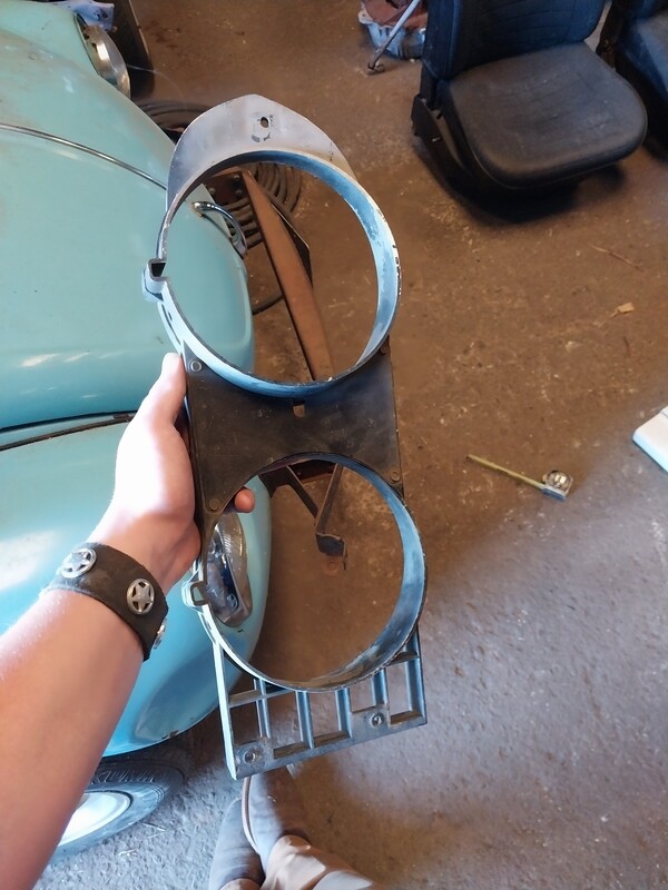 Headlight trim