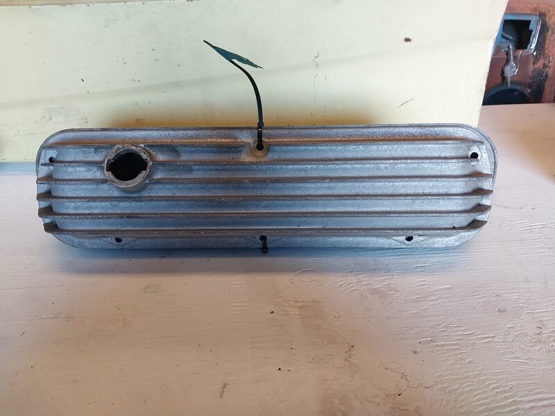 289/302 engine valve cover set