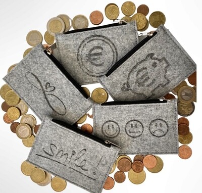 Kleine Reissverschlusstasche / Geldbörse aus Filz, verschiedene Motive
