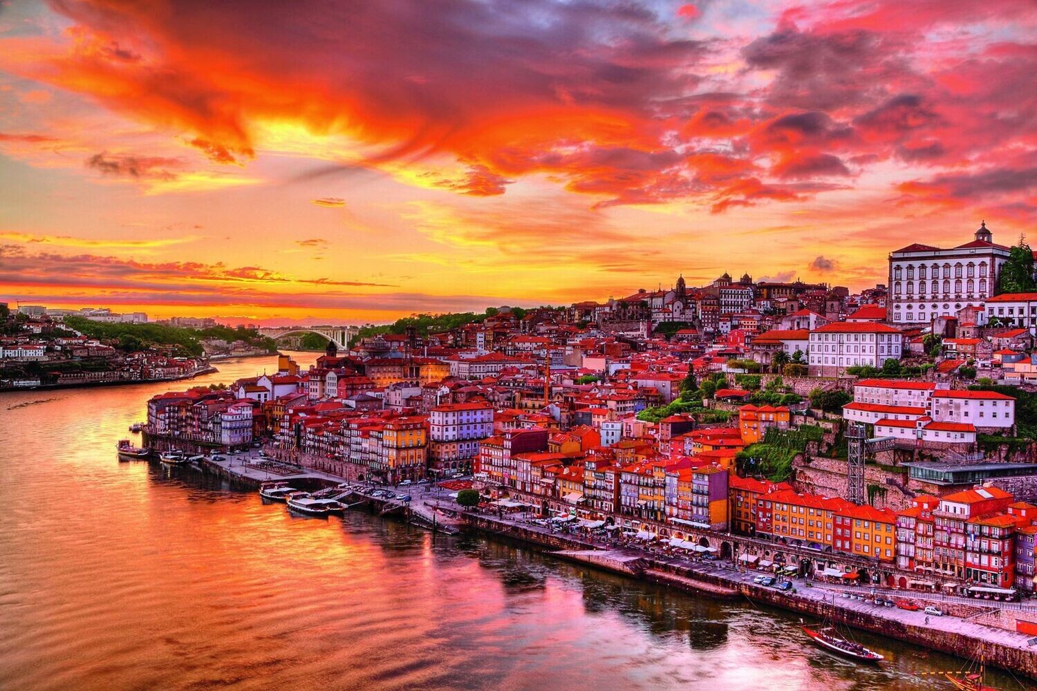 Porto ↔ Porto Airport Transfer 
Seamless Airport-to-City Travel Solution
