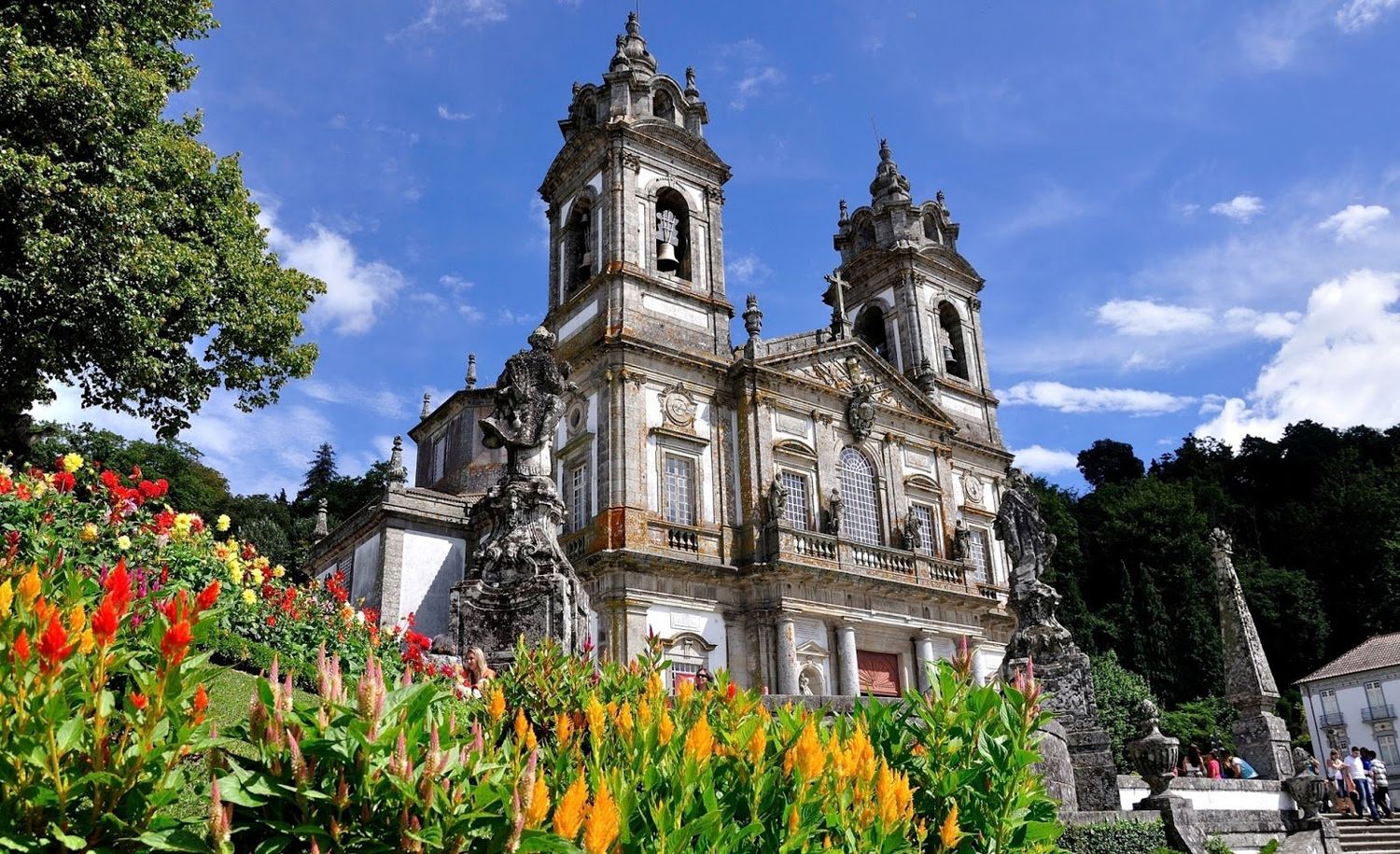 Braga ↔ Porto Airport Private Taxi Transfer