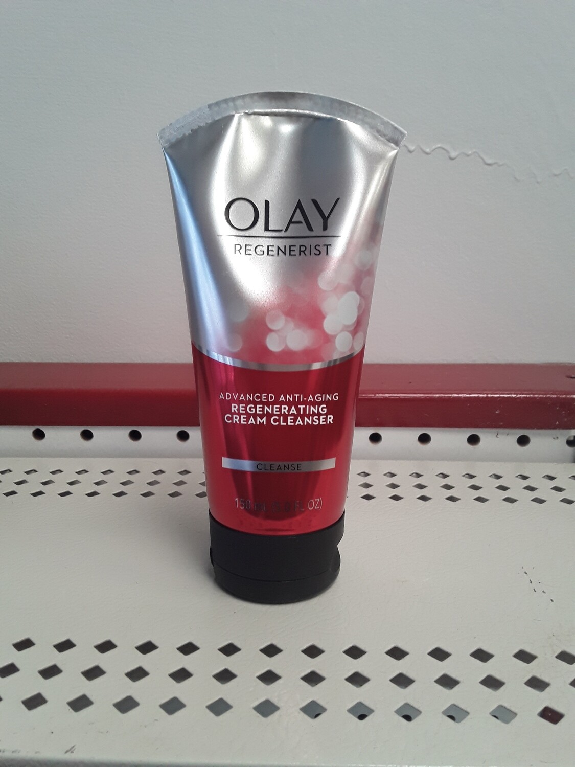 OLAY REGENERATING
CREAM CLEANSER