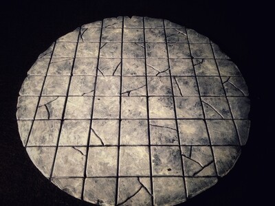 Tablero circular acabado en piedra. 9*9 celdas