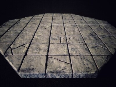 Tablero octogonal acabado en piedra. 9*9 celdas