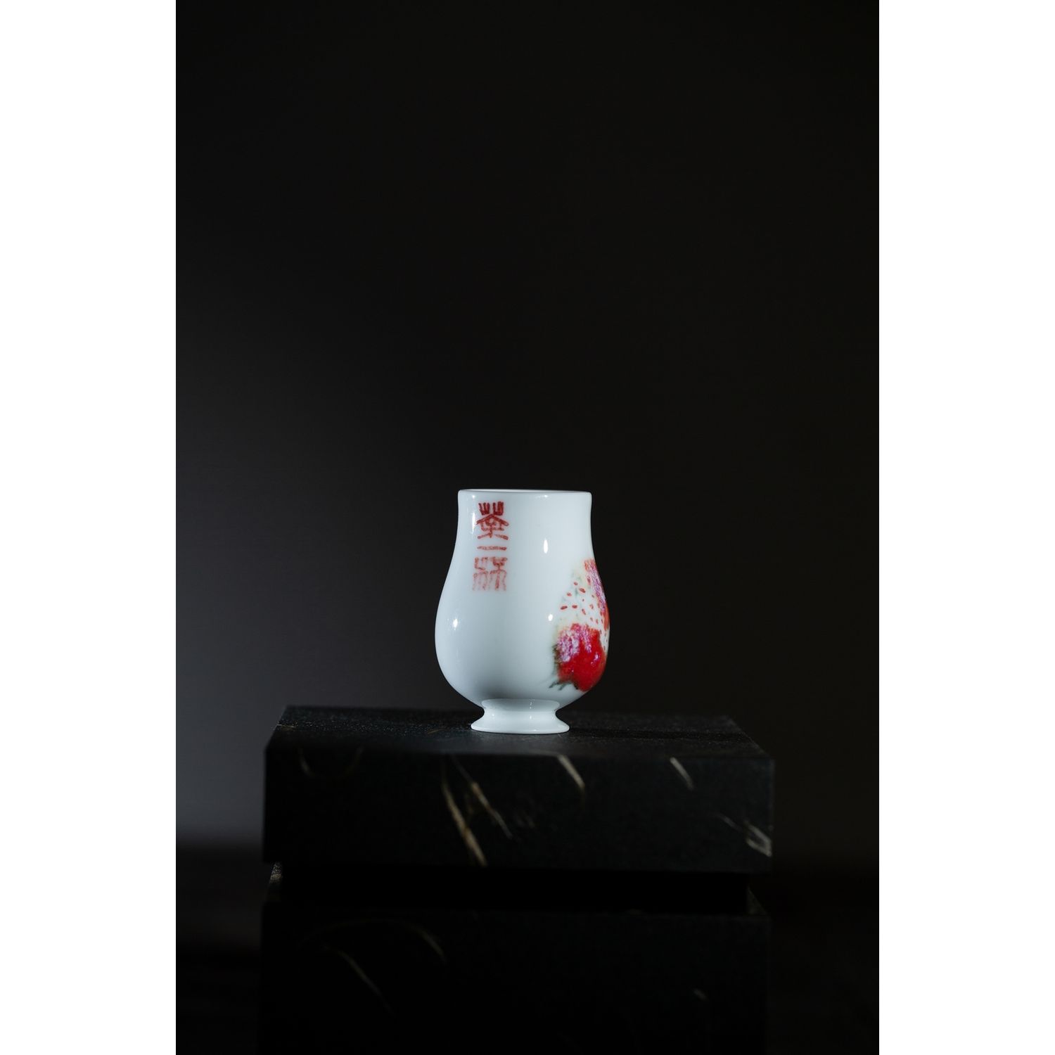 Pomegranate Bell-Shaped Cup 石榴图铃铛杯 Pomegranate Bell-Shaped Cup 石榴图铃铛杯