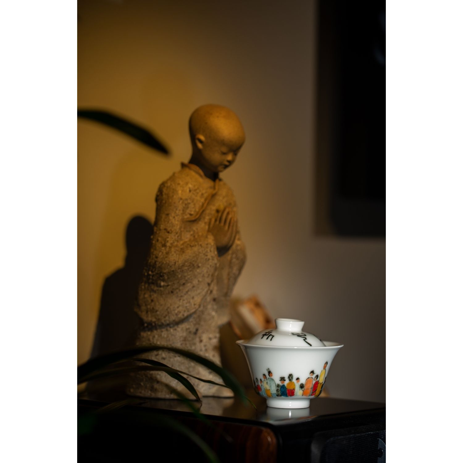 Pine and Clouds 青松白云间 Pine and Clouds 青松白云间