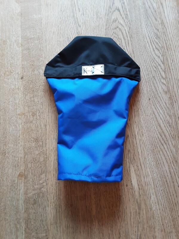 Kosi Pogies : Gauntlet style for double bladed paddle in two colour choice.