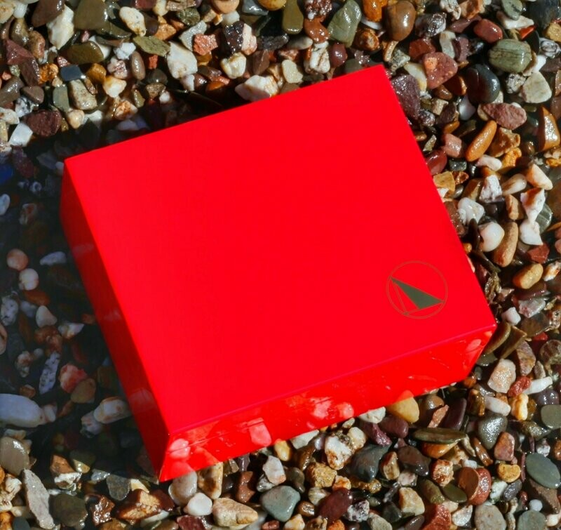 The Rolling Box Glossy Red 170