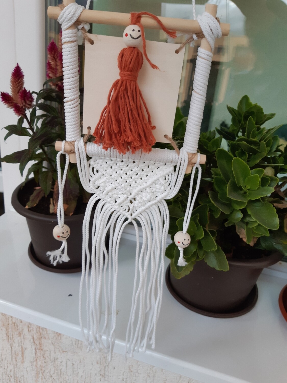 Emoji macrame
