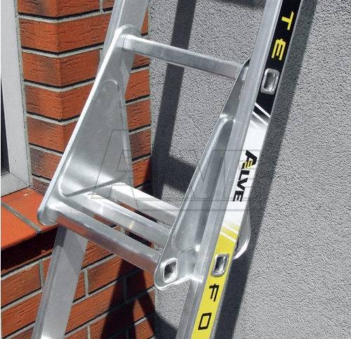 PIANETTO POGGIAPIEDI PER SCALA 8600   ALVE