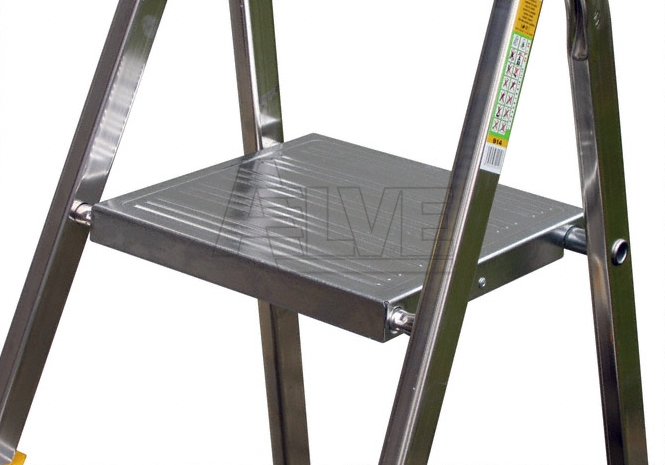 Scala in alluminio casalinga serie 900  8 gradini compreso pedana   ALVE