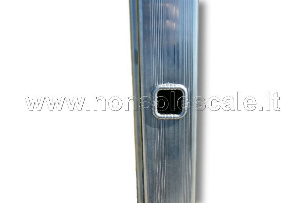 Scala Stilo/S Facal singola appoggio pioli leggera