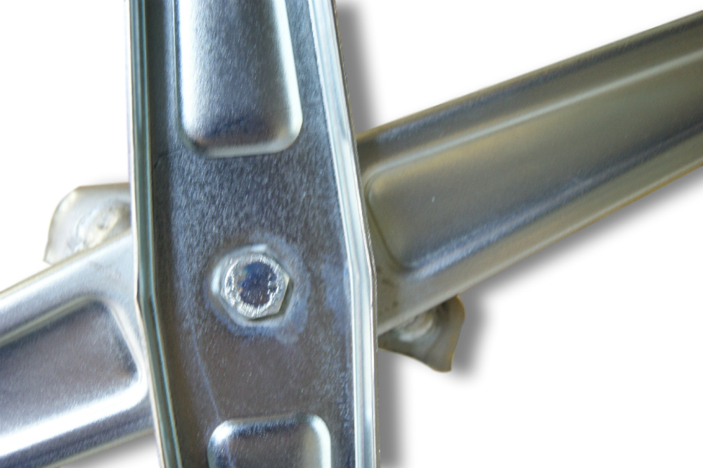 Gradini antiscivolo in lamiera stampata scala retrattile SR