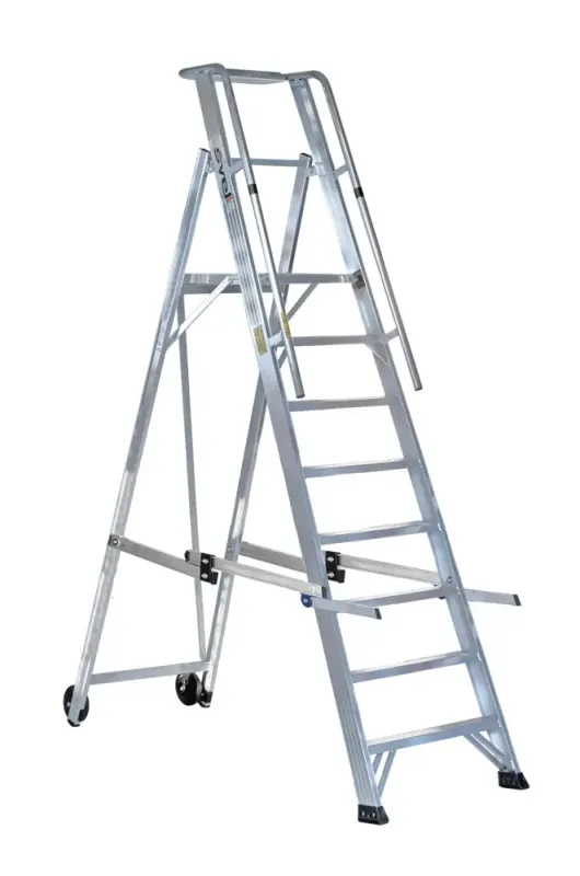 Scala in alluminio a castello 8  gradini compreso pedana VERA SVELT Scala in alluminio a castello 8  gradini compreso pedana VERA SVELT