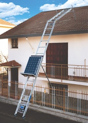 ELEVATORE MATERIALI