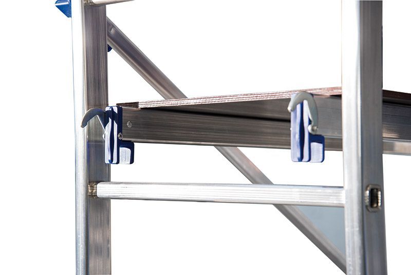 Piano di lavoro antiscivolo 125x41 cm del trabattello P6 FACAL con ganci di sicurezza