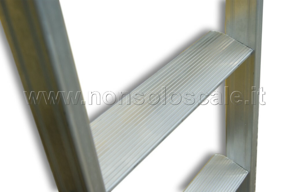 Scala S15/1 Facal gradini profondi 85 mm