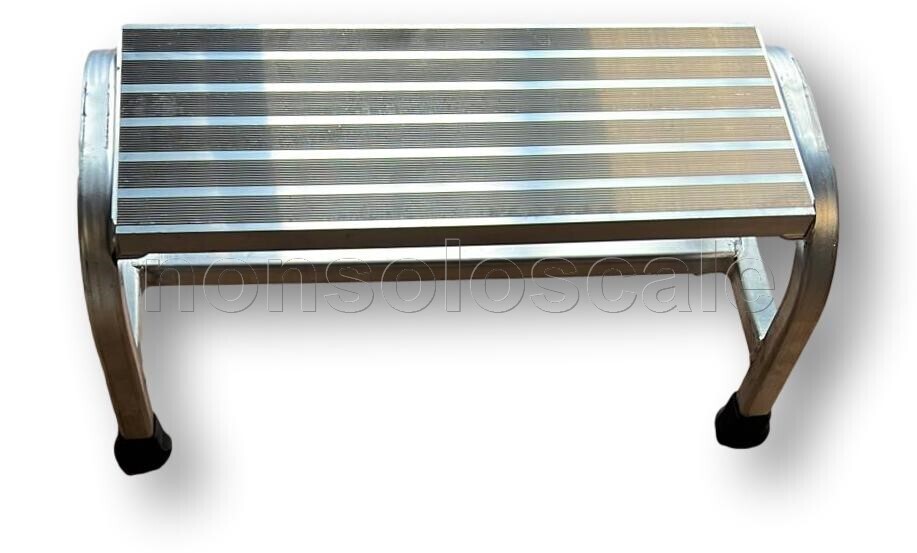 Sgabello in alluminio 1 gradino STEP  STP