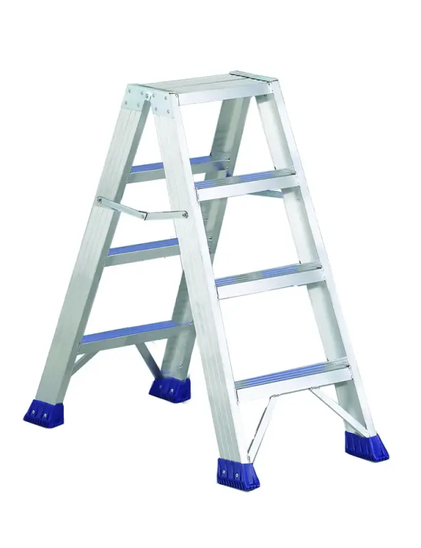 sgabello professionale PUNTO S SVELT 4 gradini compreso pedana