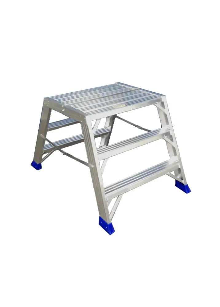 sgabello PUNTO SPACE S  SVELT 3 GRADINI COMPRESO PEDANA