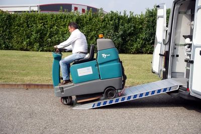 Rampe logistica furgone