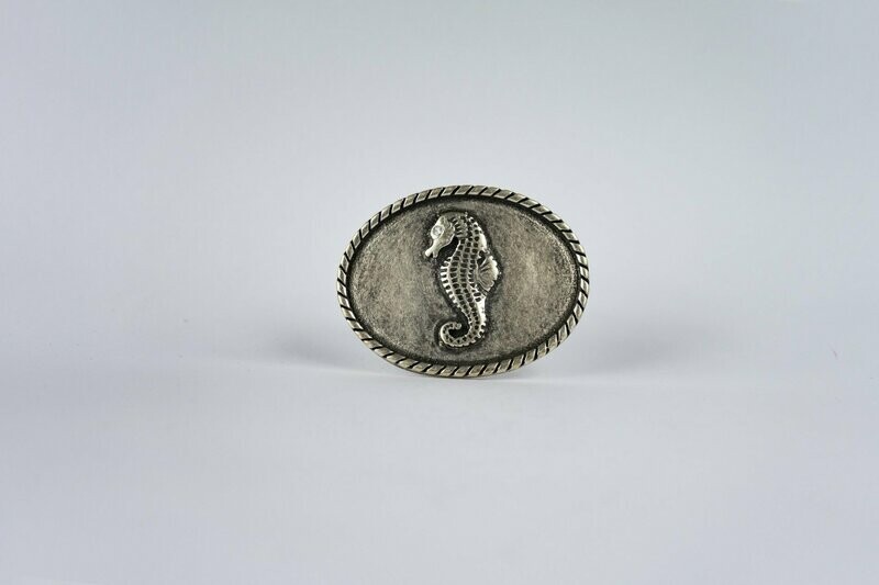Seepferd oval silber mit Swarowski Kristall Seepferd oval silber mit Swarowski Kristall
