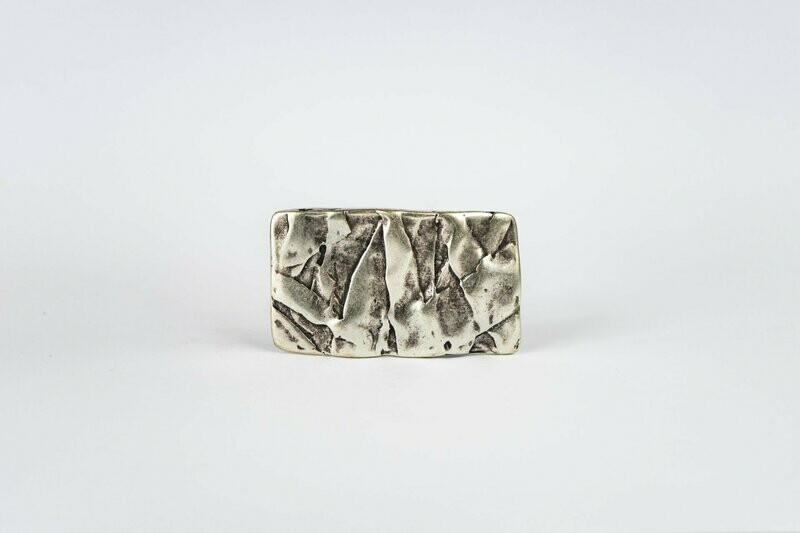 Felswand silber