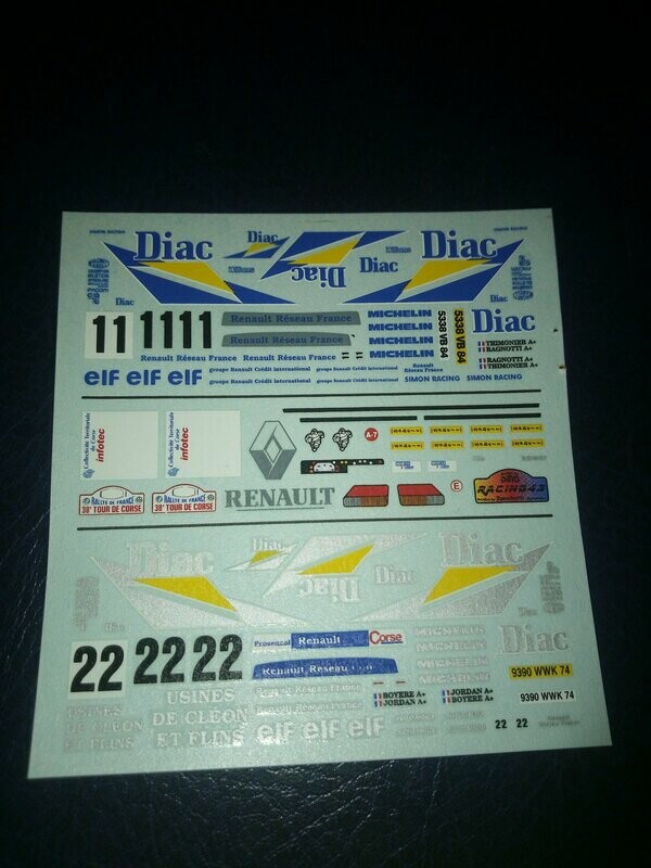 Renault Clio Williams con decals