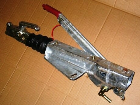 AL-KO braked coupling 950-1600kg 70sq
