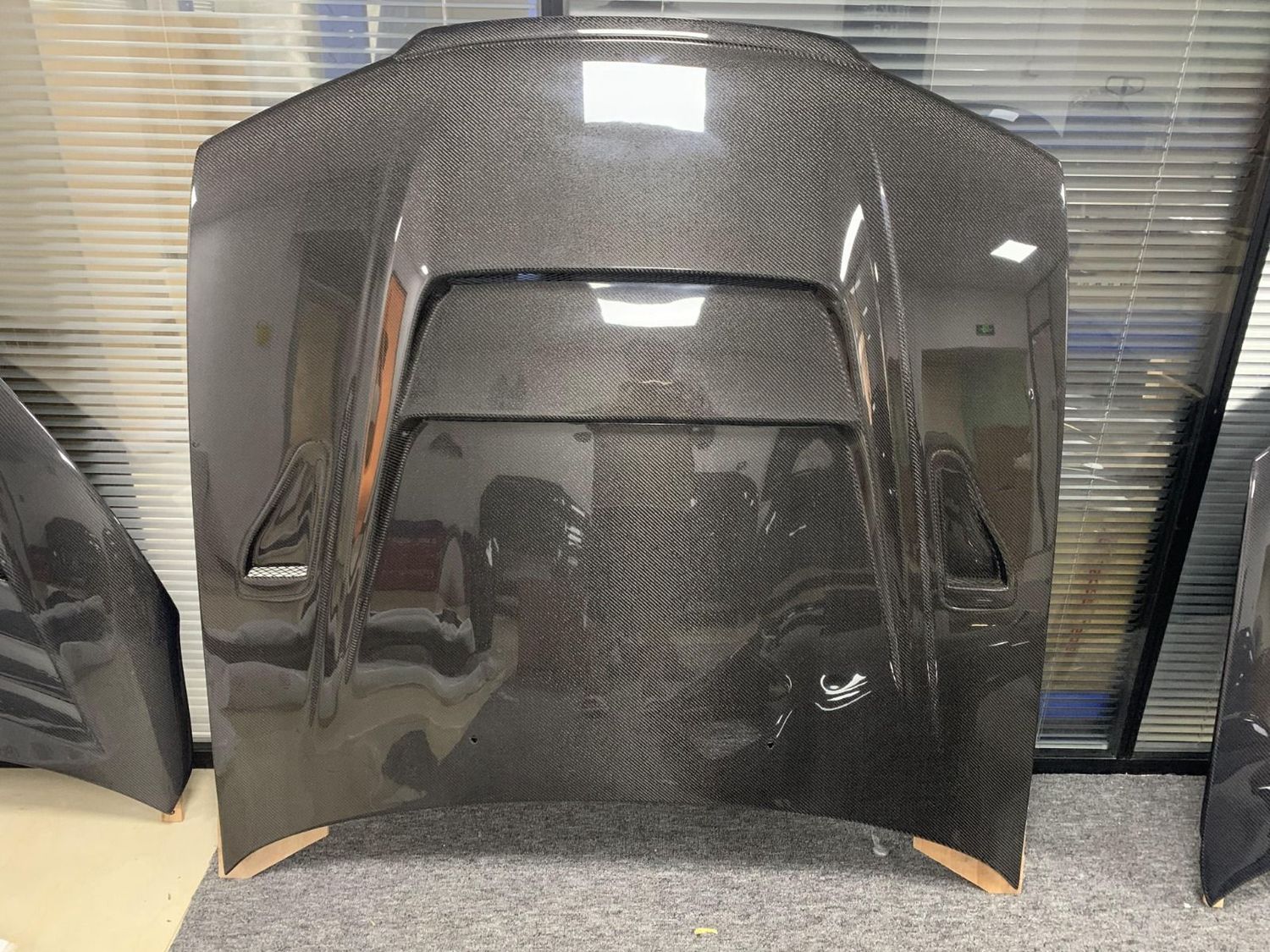 Rolling Elegance Carbon Motorhaube für Nissan Skyline GTR R32