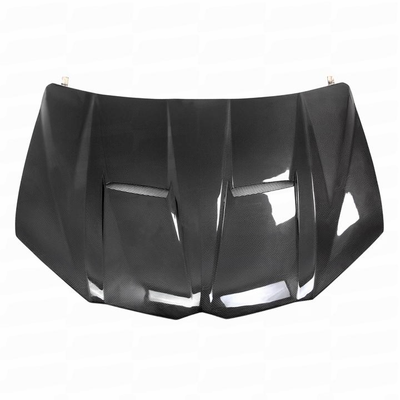 Rolling Elegance Carbon Motorhaube für Lamborghini Urus