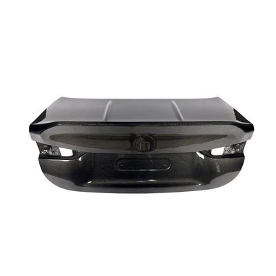 Rolling Elegance Carbon Kofferraumdeckel für BMW M4 G82 G22 Rolling Elegance Carbon Kofferraumdeckel für BMW M4 G82 G22