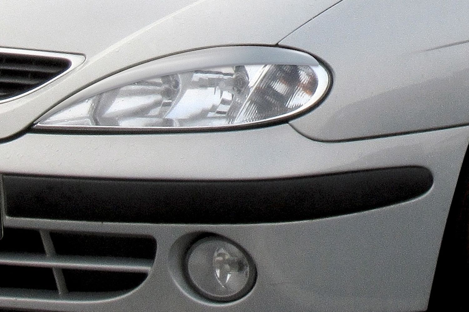 Scheinwerferblenden für Renault Megane I Facelift SB277 Scheinwerferblenden für Renault Megane I Facelift SB277