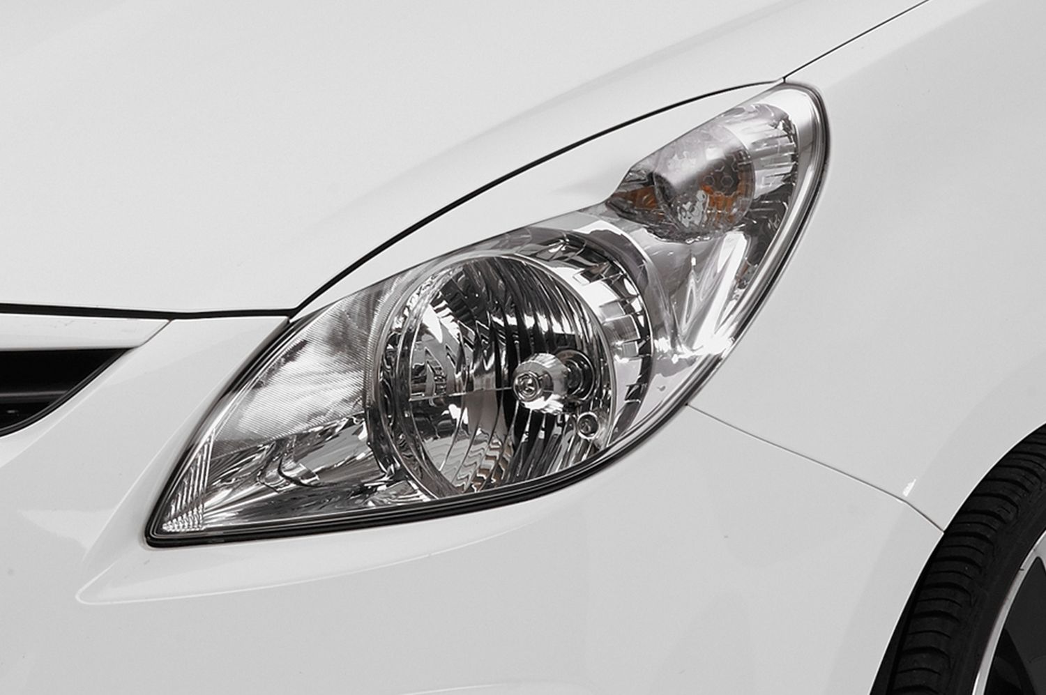 Scheinwerferblenden für Hyundai I20 SB194