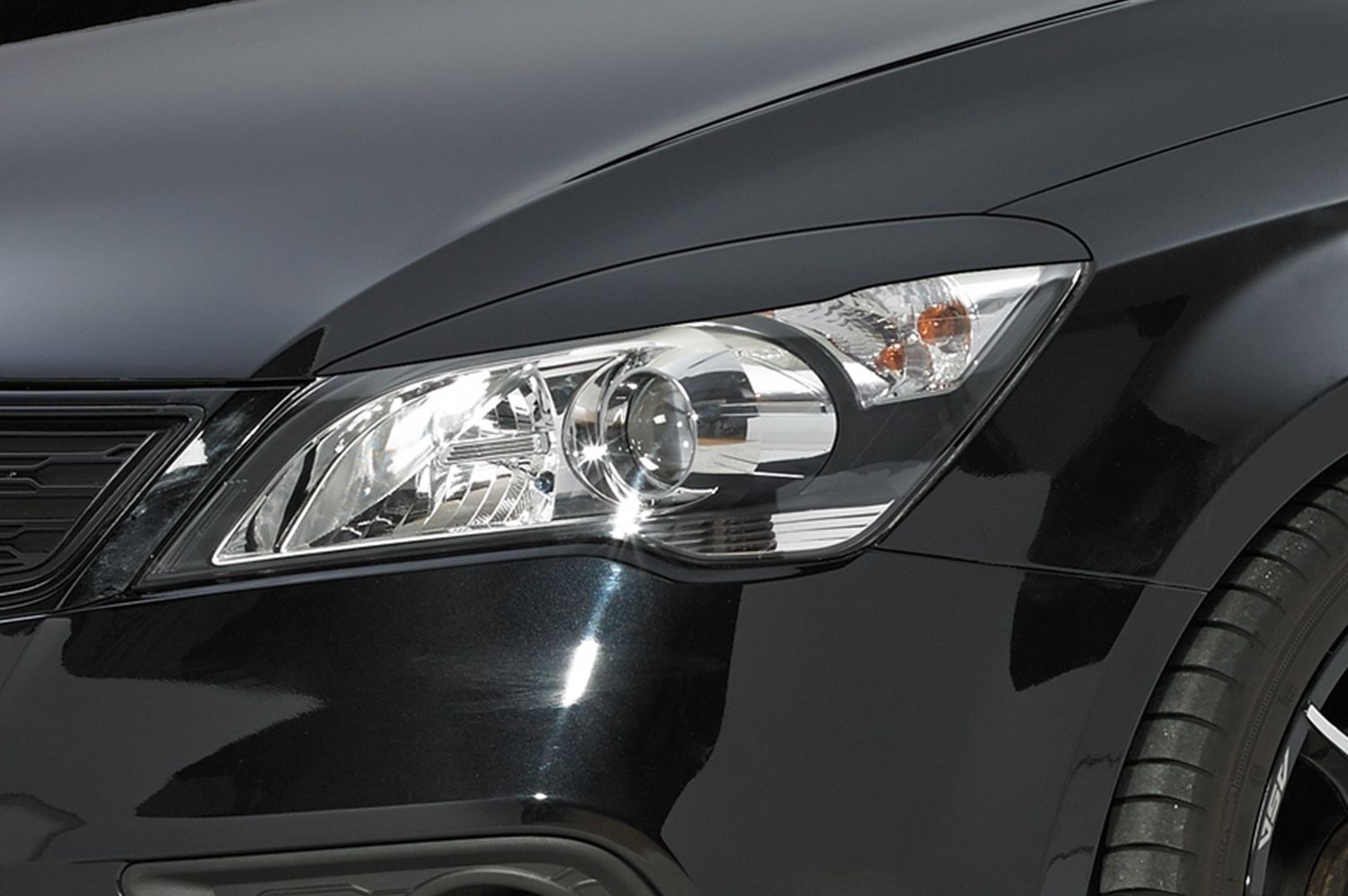Scheinwerferblenden für Kia pro_cee'd / cee'd (ED) SB235 Scheinwerferblenden für Kia pro_cee'd / cee'd (ED) SB235