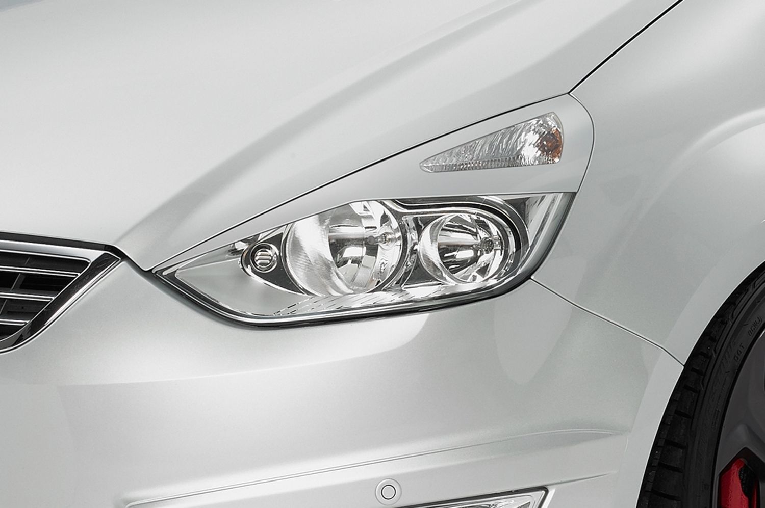 Scheinwerferblenden für Ford Galaxy WA6 und S-MAX SB237 Scheinwerferblenden für Ford Galaxy WA6 und S-MAX SB237