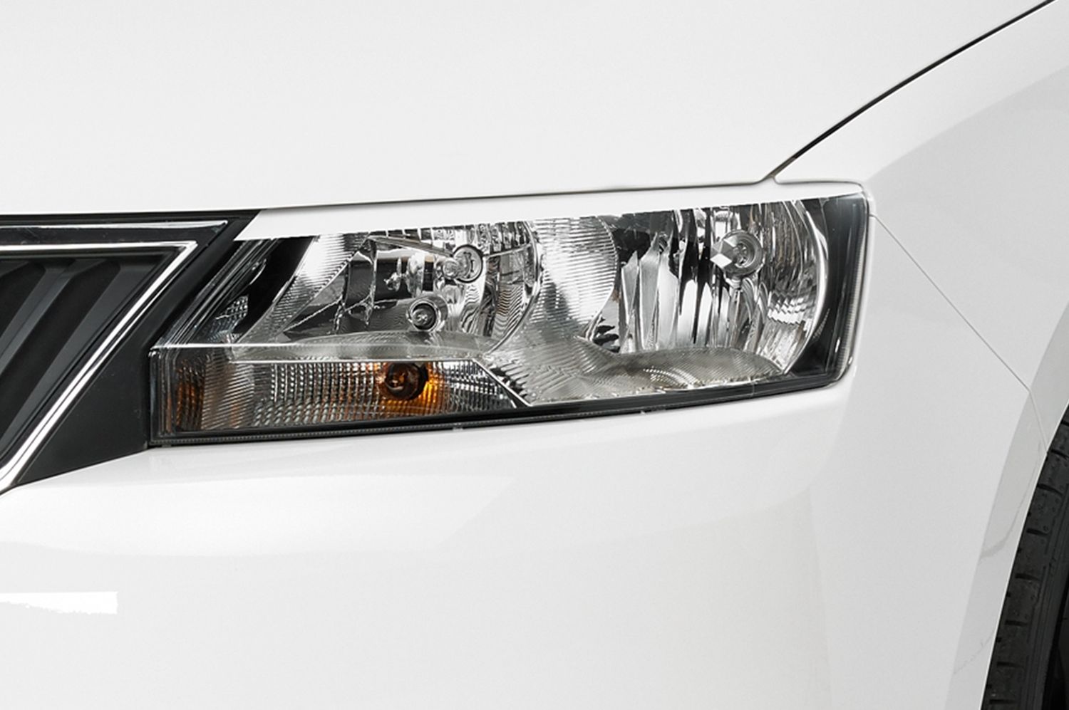 Scheinwerferblenden für Skoda Rapid SB188 Scheinwerferblenden für Skoda Rapid SB188