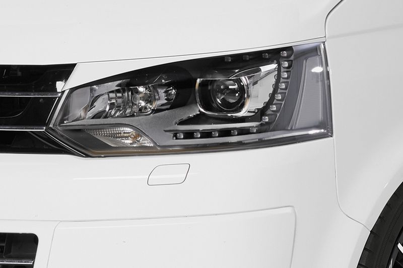 Scheinwerferblenden für VW T5 Bus SB240