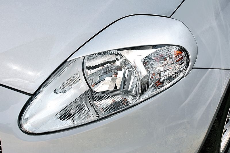 Scheinwerferblenden für Fiat Grande Punto 199 SB108 Scheinwerferblenden für Fiat Grande Punto 199 SB108